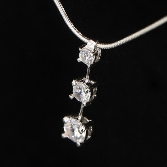 Sterling Silver 925 DESIGNER FAS Graduated White CZ Drop Pendant 22" Necklace - Picture 3 of 5